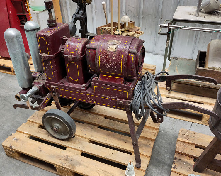 Datei:1055 Pumpen.jpg