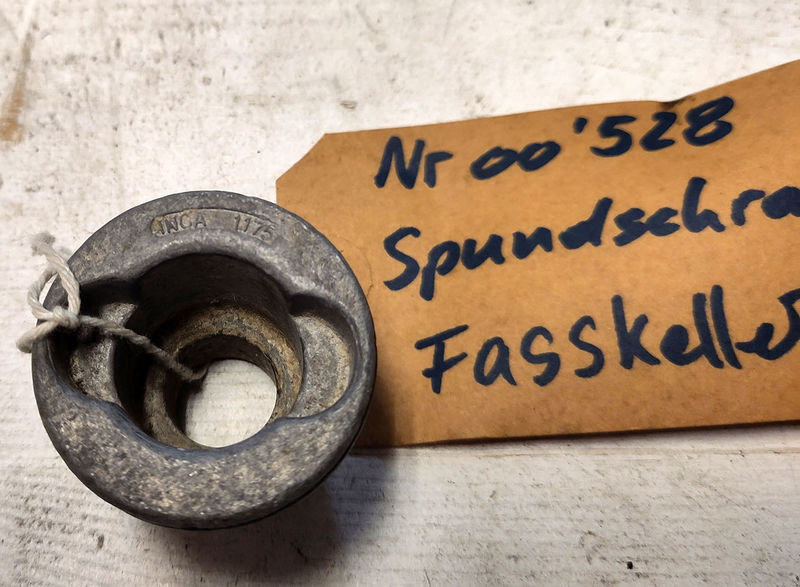 Datei:1114 Spundschraube1.jpg
